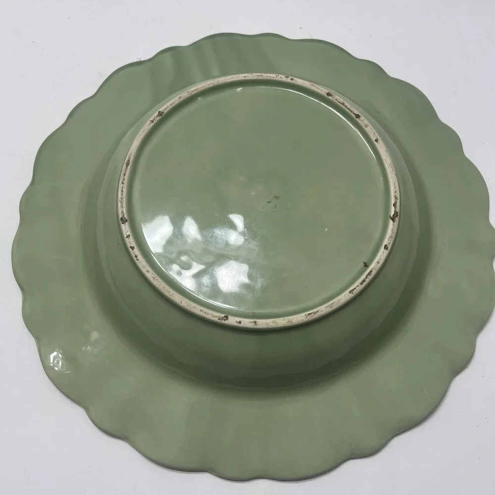 Vintage Jade Green Covered Serving Dish/Bowl Fluted Lid Leaf Vine Finial 11x4